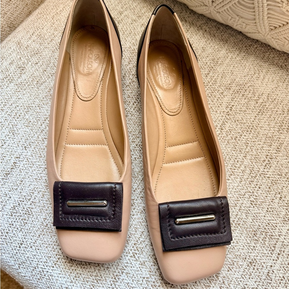 Napoleoni Lavorazione Two-Tone Leather Flats with Brown Accent Size 38 BNWOT